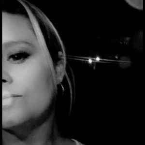 Meet your Posher, Felicity